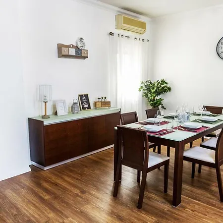Apartman Penthouse With Large Terrace