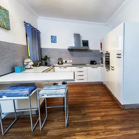 Apartman Penthouse With Large Terrace
