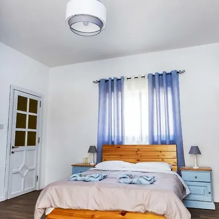 Penthouse With Large Terrace Apartman